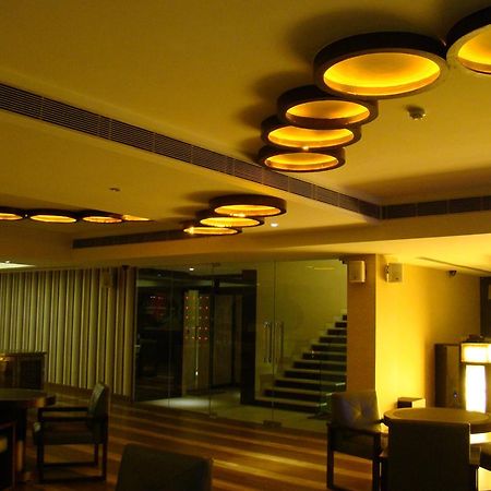 The Madison Otel Yeni Delhi Dış mekan fotoğraf
