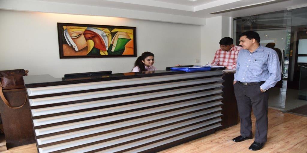 The Madison Otel Yeni Delhi Dış mekan fotoğraf