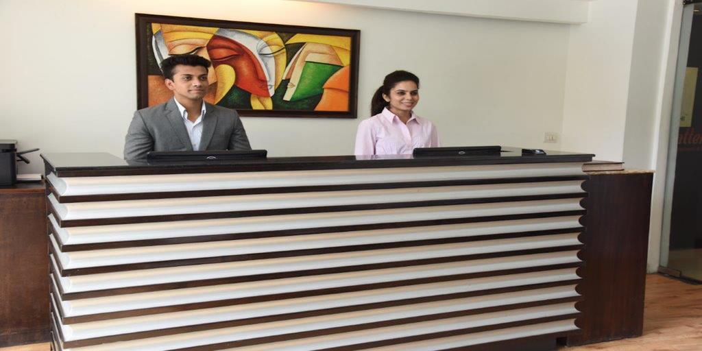 The Madison Otel Yeni Delhi Dış mekan fotoğraf